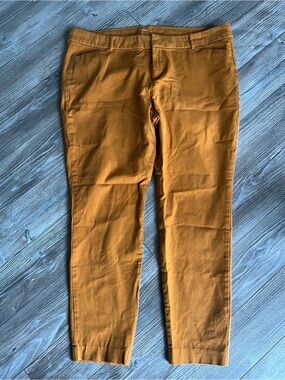 Old Navy Pixie Pants, size 18